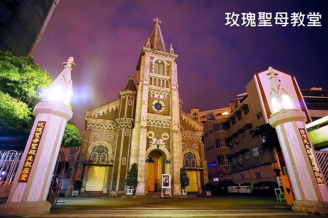 Отель 麗馨商旅七賢館 Гаосюн Экстерьер фото