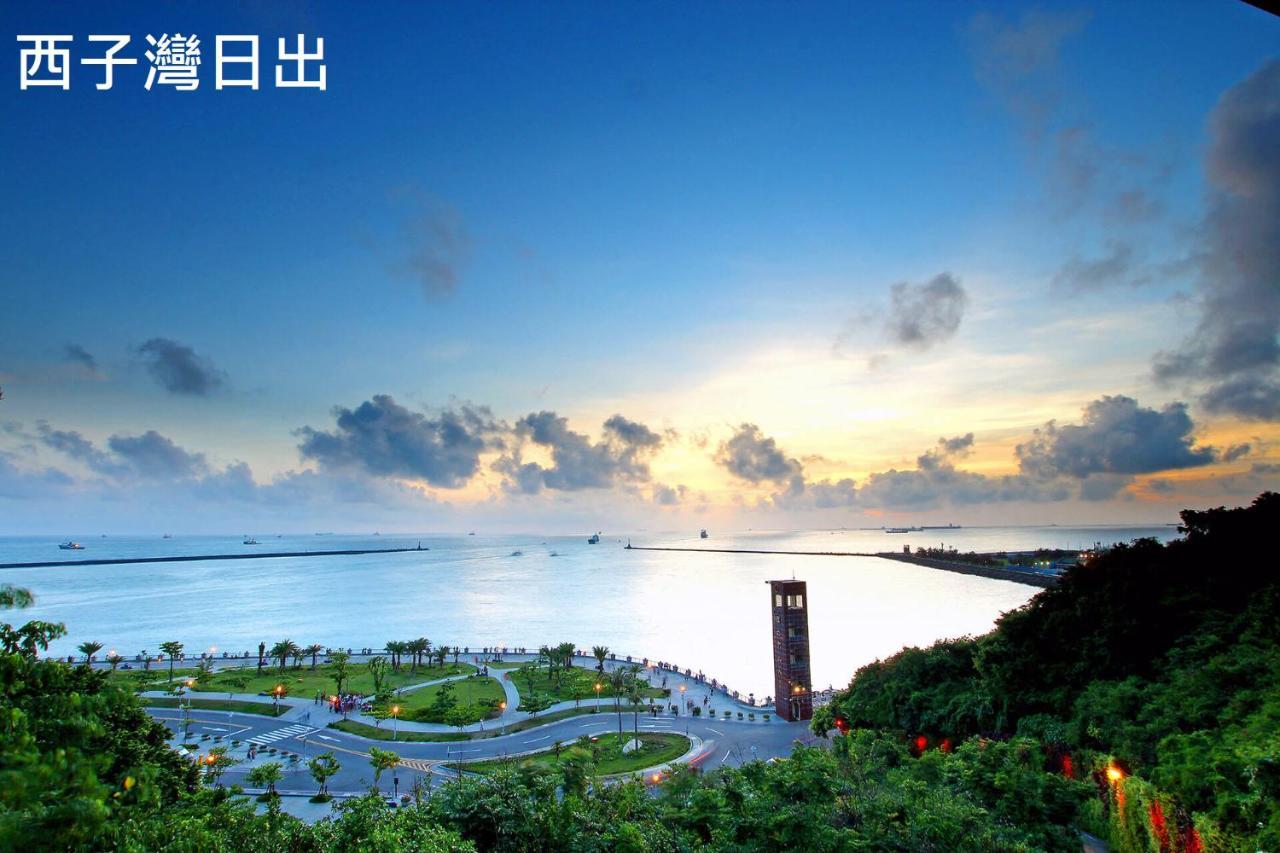 Отель 麗馨商旅七賢館 Гаосюн Экстерьер фото